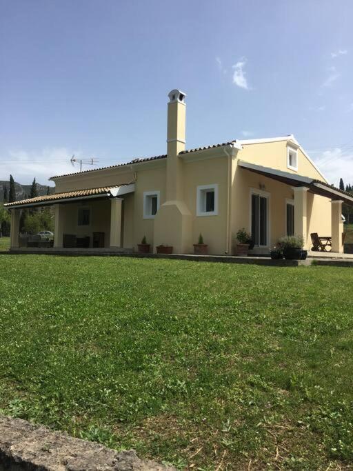 Villa Alexakis Doukádes Exterior photo